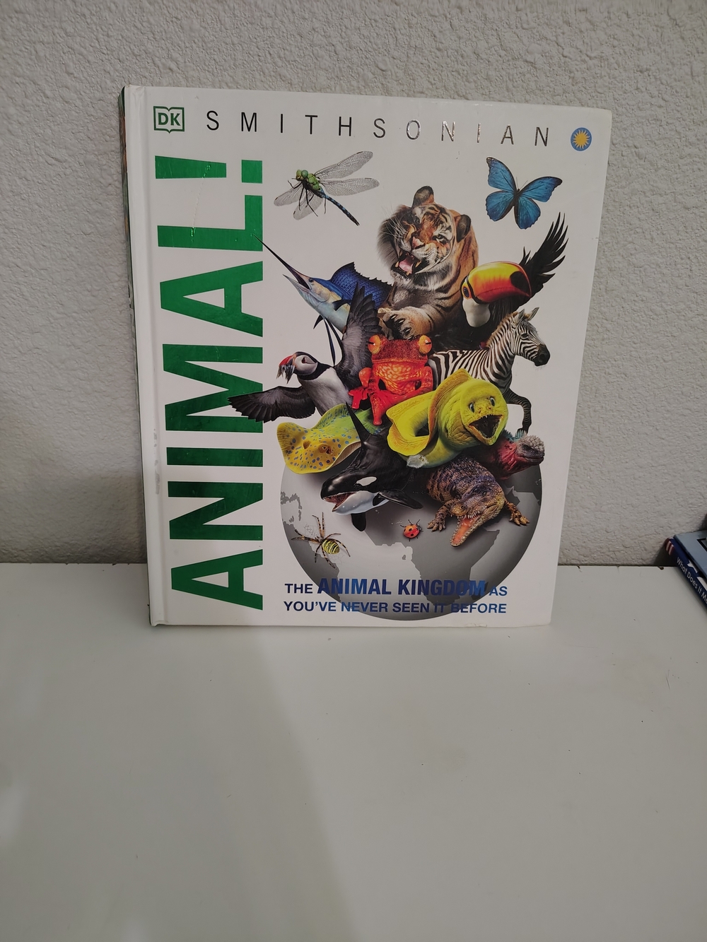DK Smithsonian Animal The Animal Kingdom As You've Never Seen It Before Book